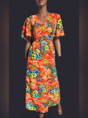 Vintage 1970s Hawaiian Floral Maxi Dress With Butterfly Wing Sleeves!
